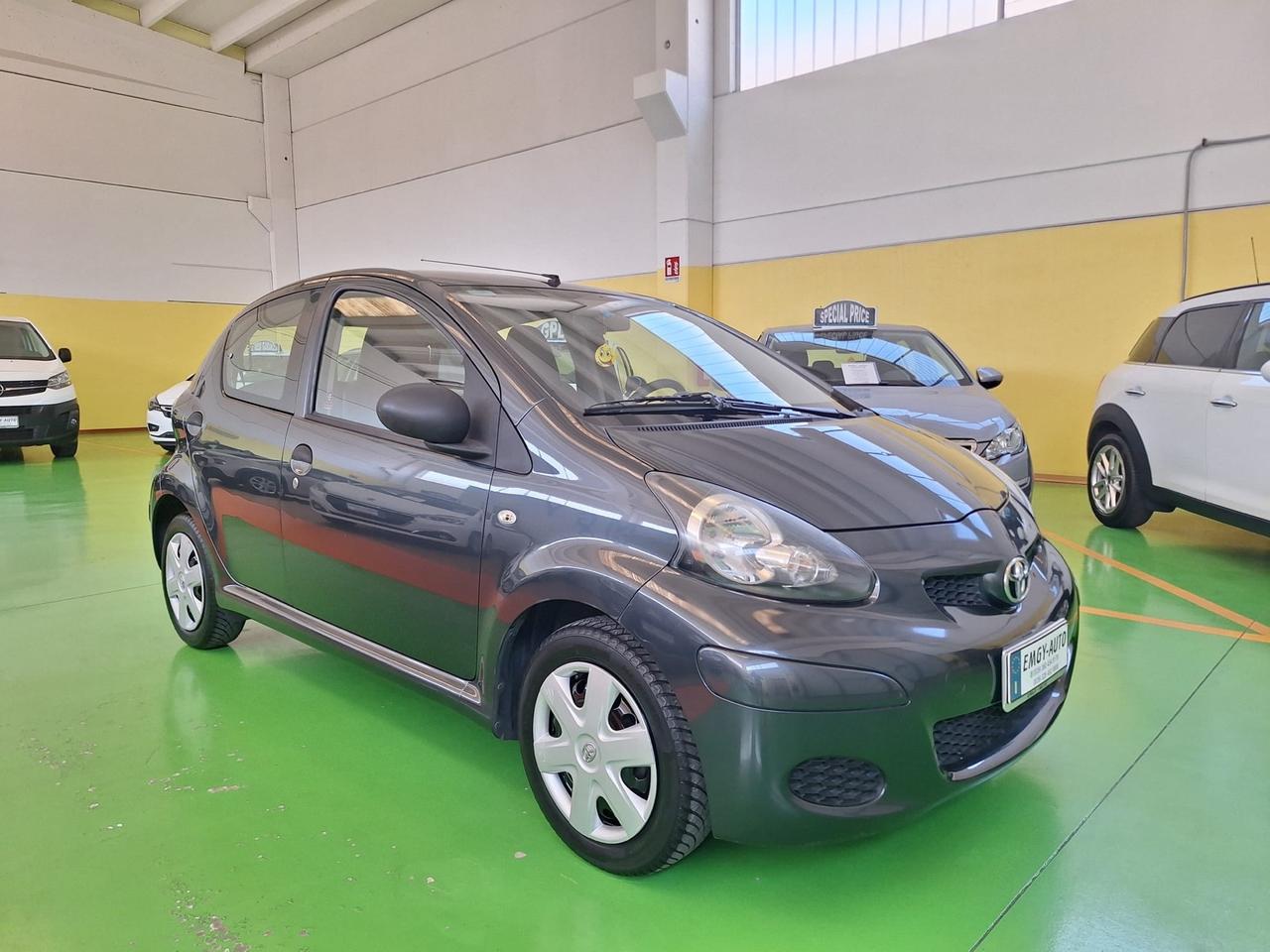 Toyota Aygo 1.0 5 p.Sol Adatta per Neo Patentato