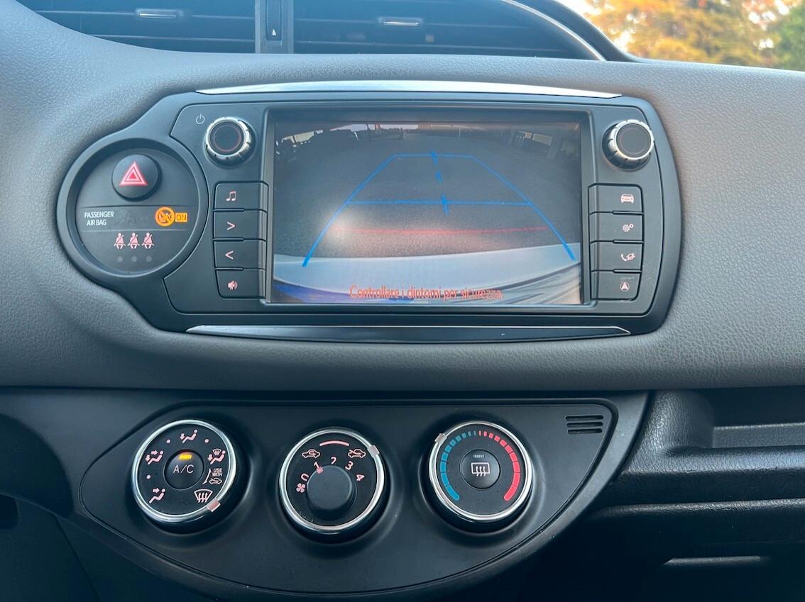 Toyota Yaris 5p 1.0 Cool - UNICO PROPRIETARIO - NEOPATENTATI