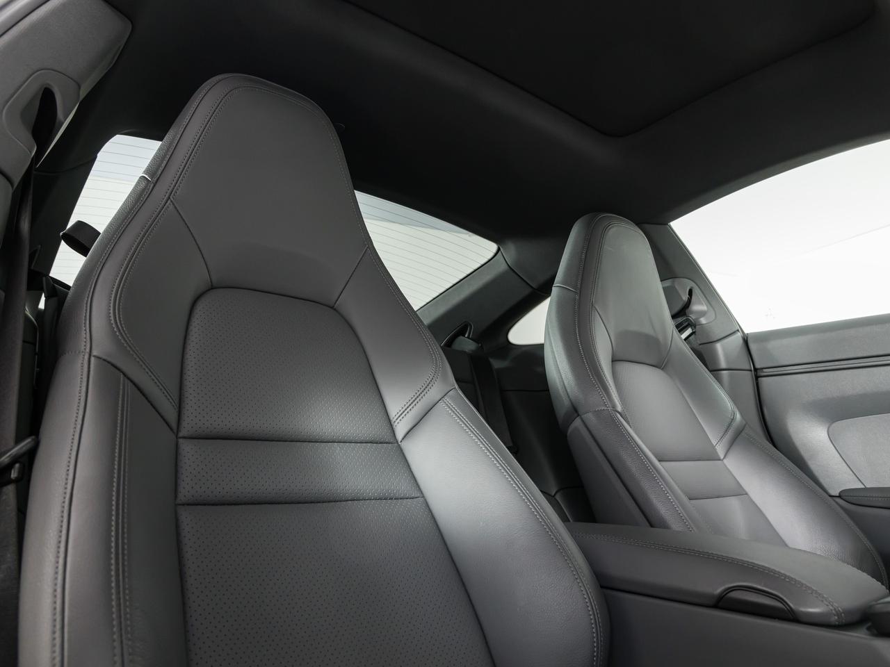 Porsche 911 coupe 3.0 carrera auto