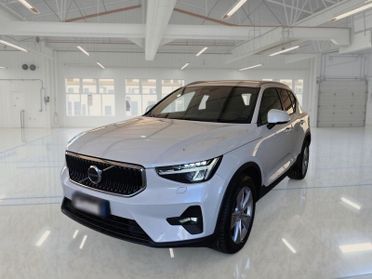 VOLVO XC40 B4 AWD AUTOMATICO CORE SUV