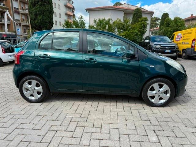 TOYOTA Yaris 2ª serie Yaris 1.3 5 porte M-MT Sol