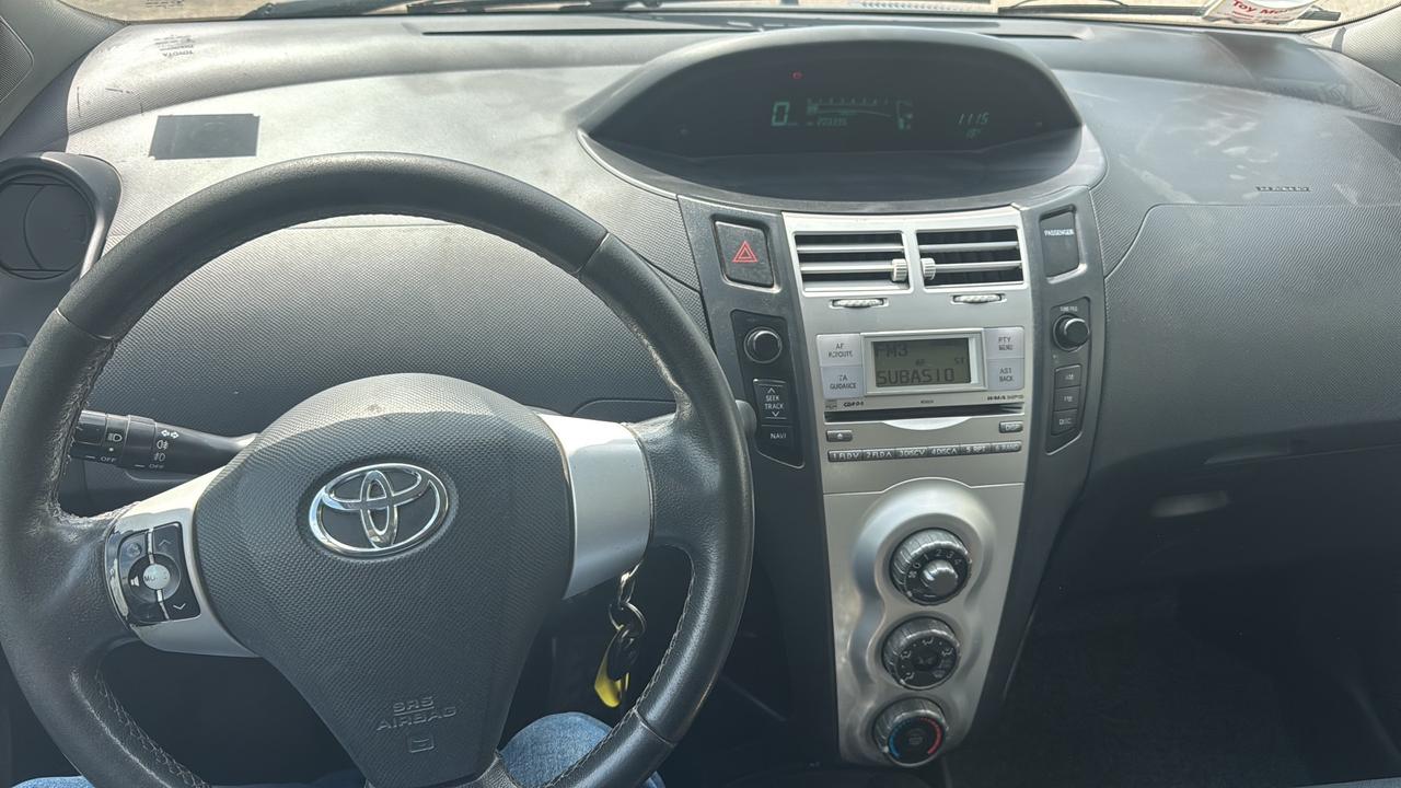 Toyota Yaris 1.3 5 porte M-MT Navi