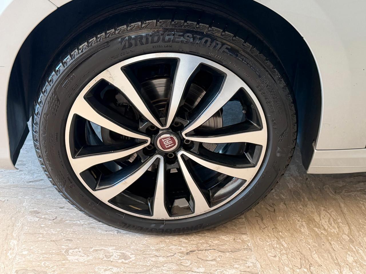 Fiat Tipo 1.6 M.JET 120 cv. 5 porte LOUNGE (Nav)