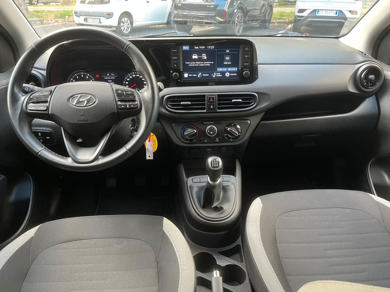 Hyundai i10 1.0 MPI Tech