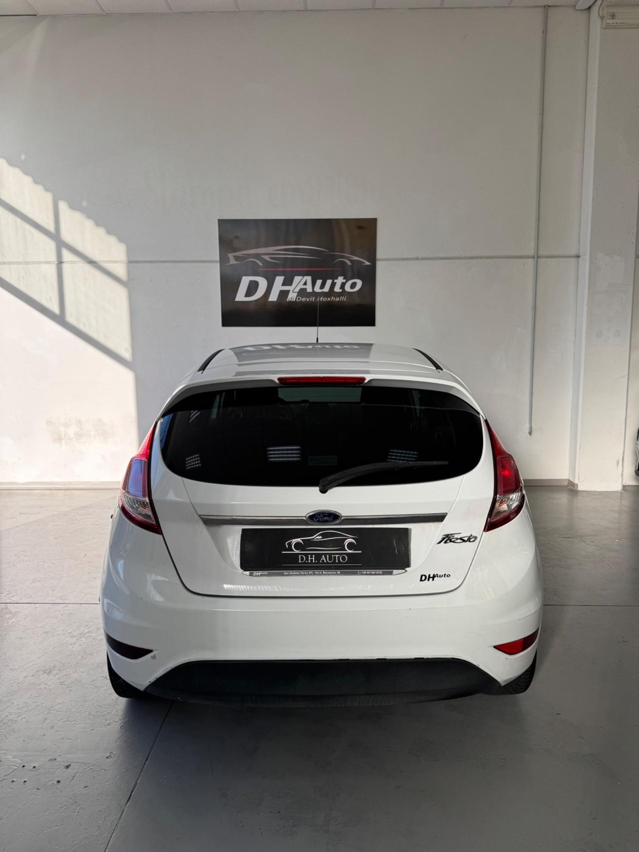 Ford Fiesta 1.5 TDCi 75CV 5 porte Titanium