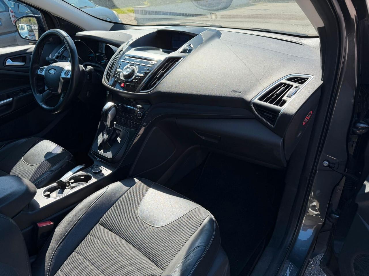 Ford Kuga 2.0 TDCI 150 CV S&S 4WD Powershift Titanium