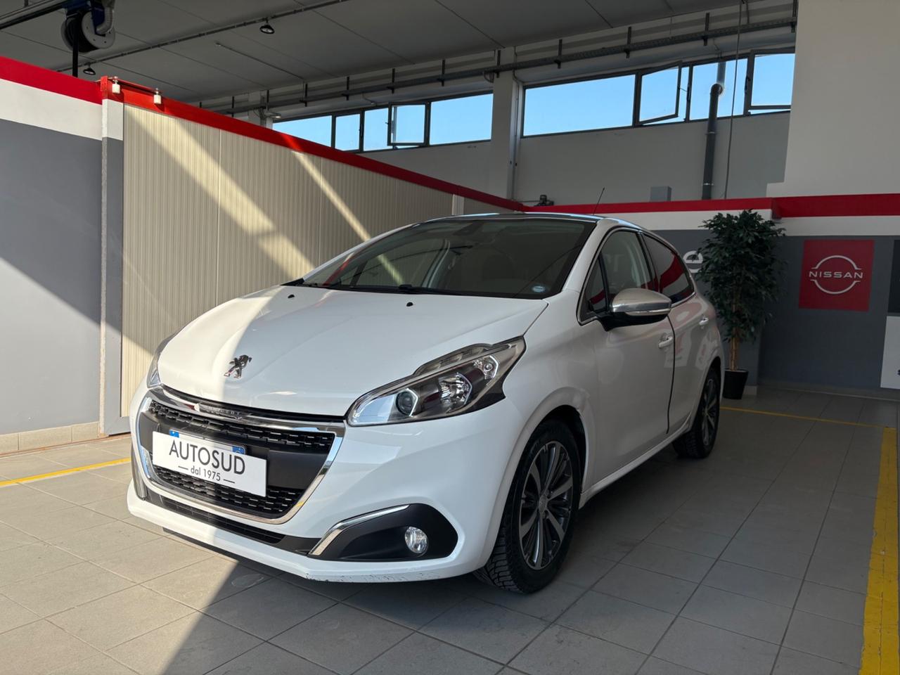 Peugeot 208 BlueHDi 75 5 porte Allure
