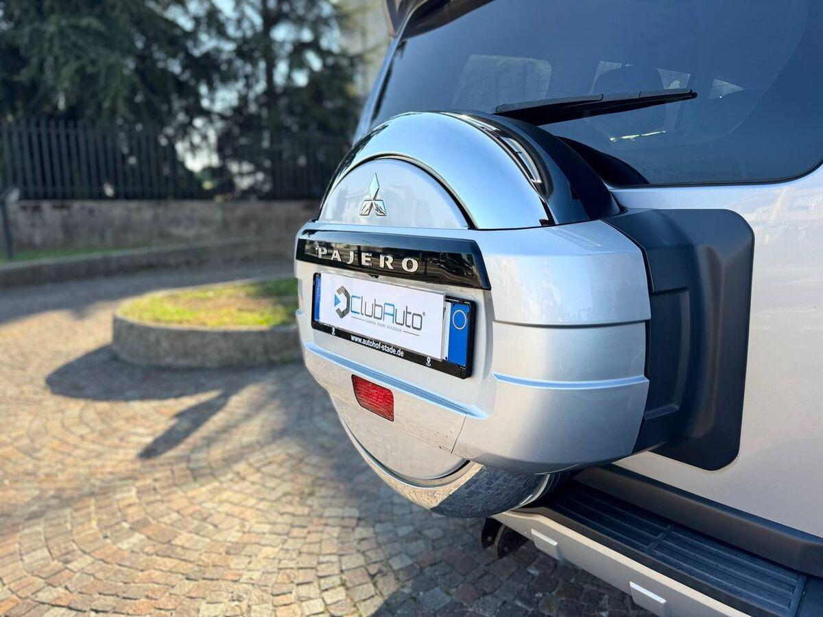 Mitsubishi Pajero 5 Porte Pajero 3.2 CR Invite 5p