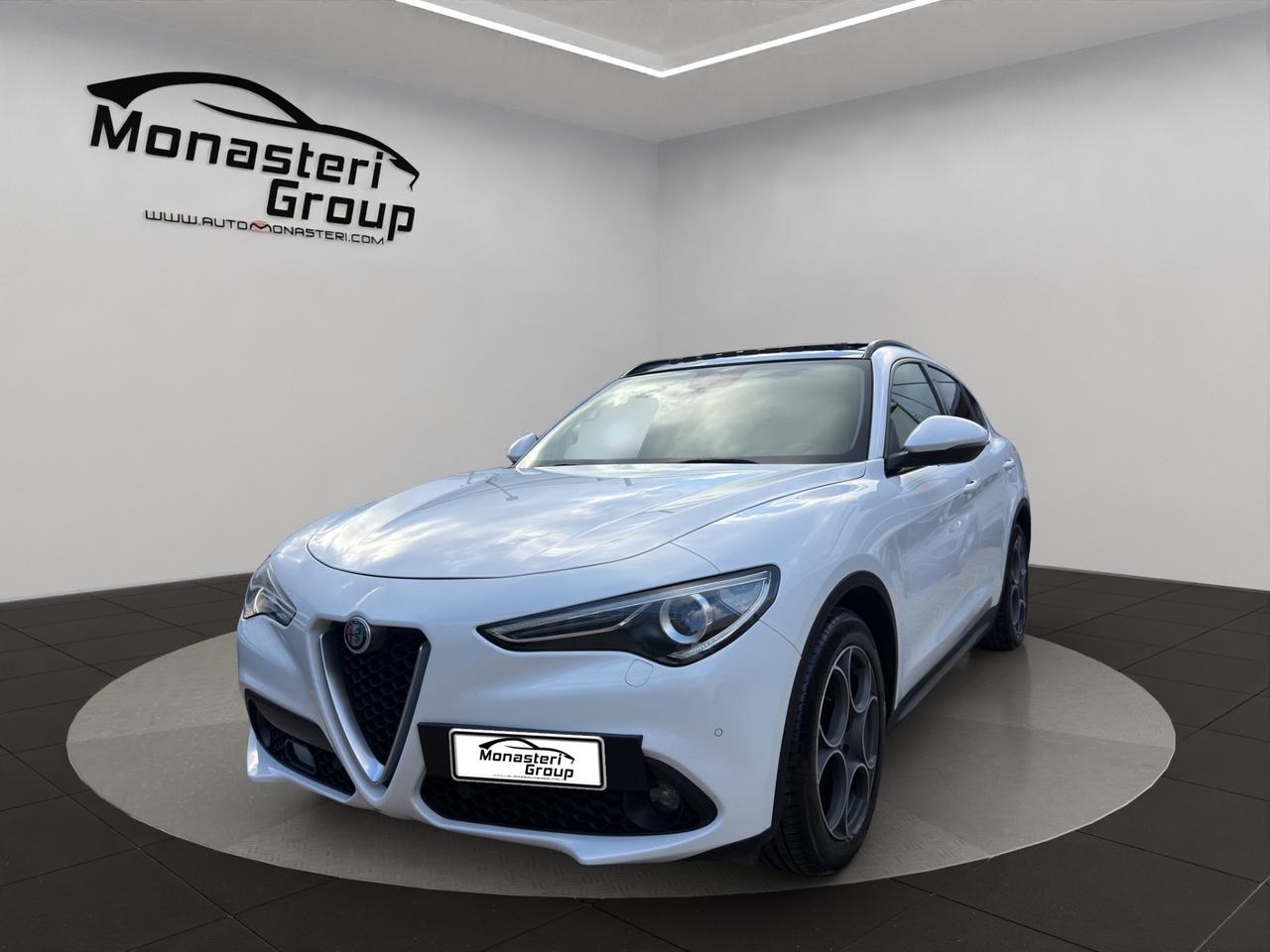 Alfa Romeo Stelvio 2.2 Turbodiesel 180 CV AT8 RWD Super