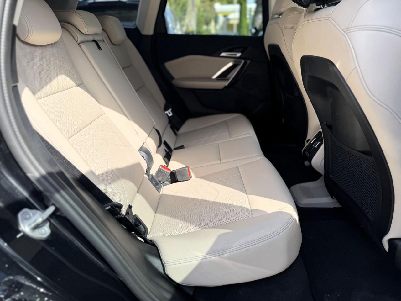 BMW iX1 xDrive 30 xLine