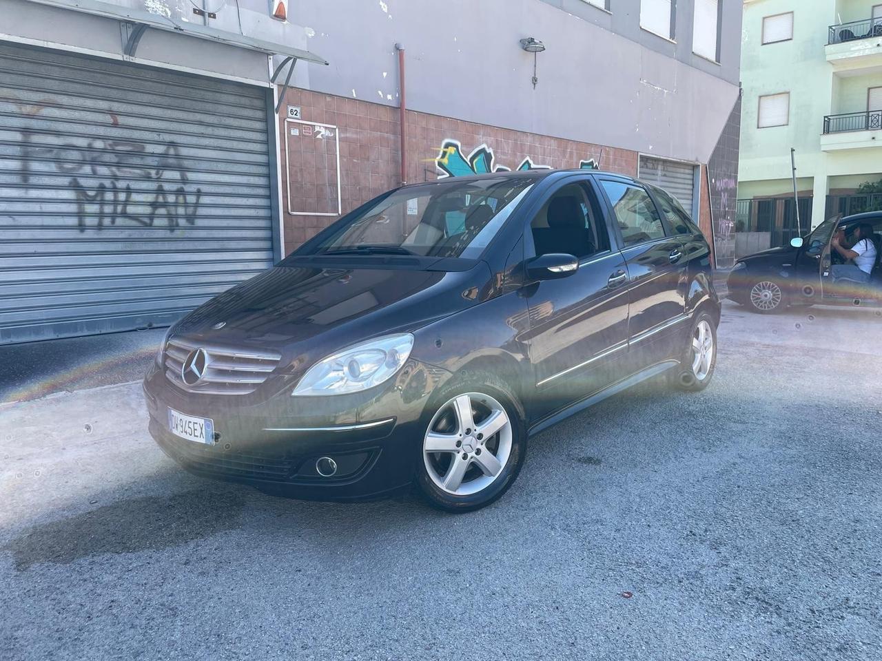 Mercedes-benz B 180 CDI Sport IN PERFETTE CONDIZIONI