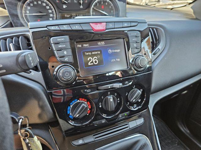 LANCIA Ypsilon 1.2 69 CV 5 porte