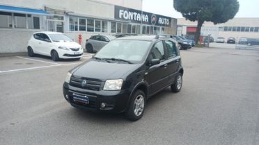 Fiat Panda 4x4 Climbing