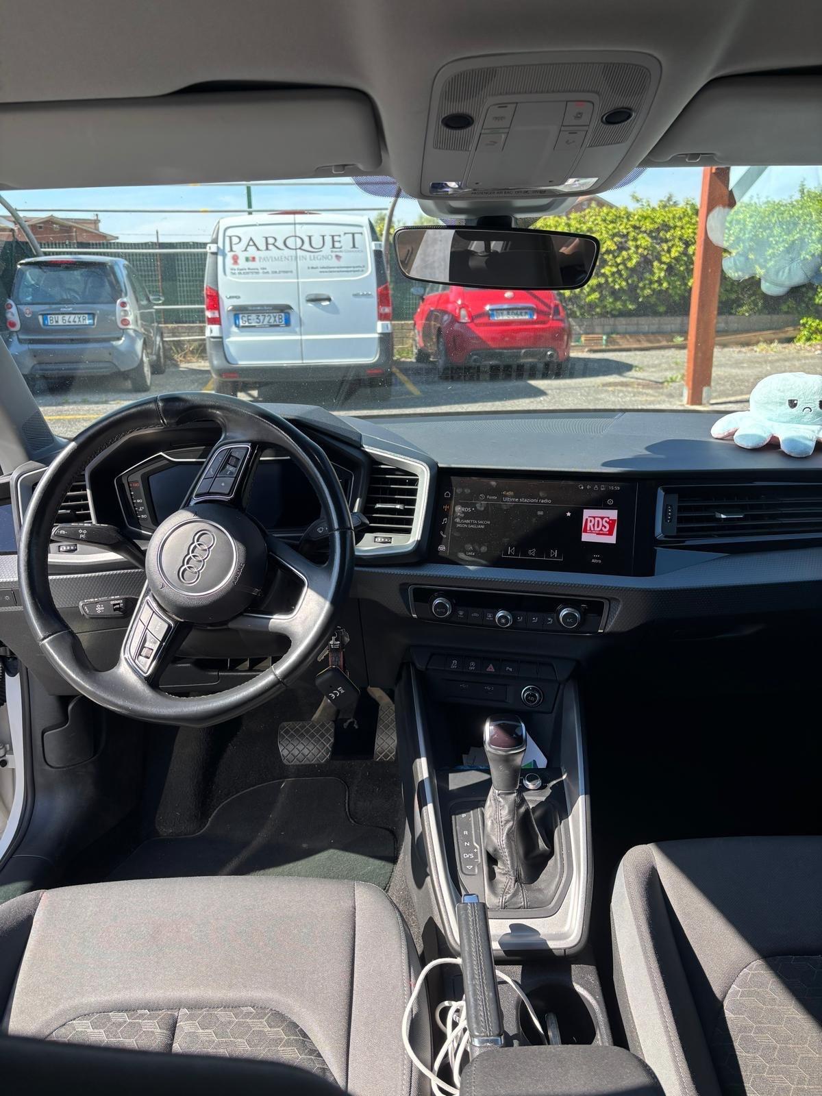 Audi A1 SPB 30 TFSI S tronic line edition