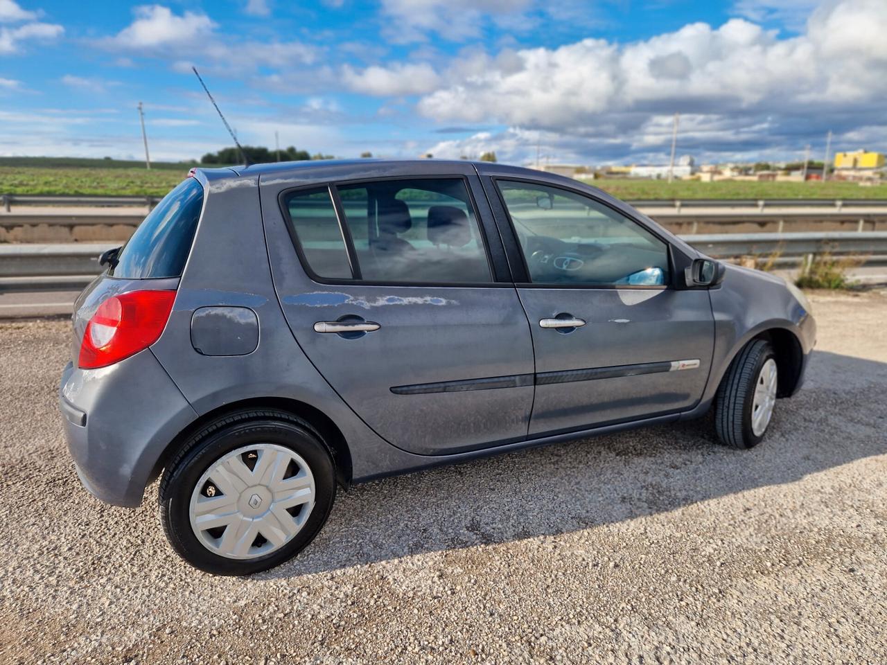 Renault Clio 1.2 16V 5 porte Rip Curl