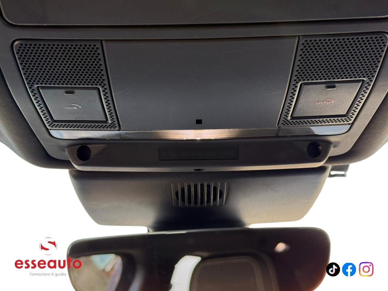 Jaguar E-Pace 2.0D 180 CV AWD R-Dynamic