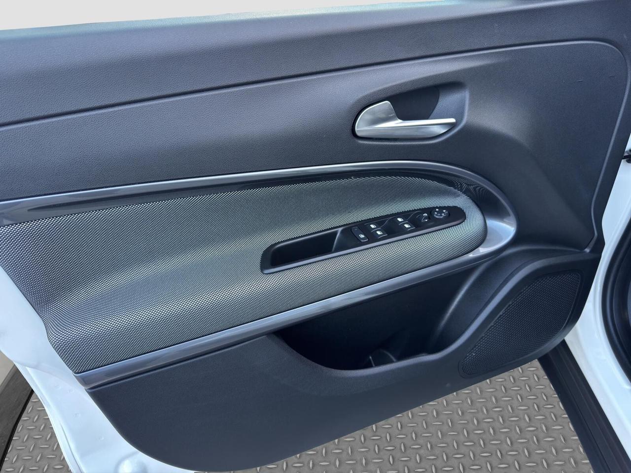 Fiat 600 1.2 hybrid 145cv La Prima automatica 2025