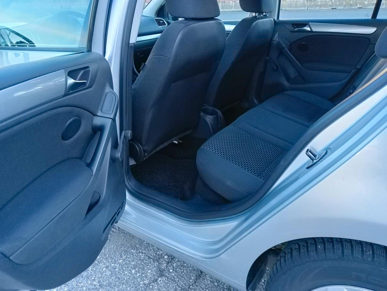 Volkswagen Golf 1.6 TDI 5p.