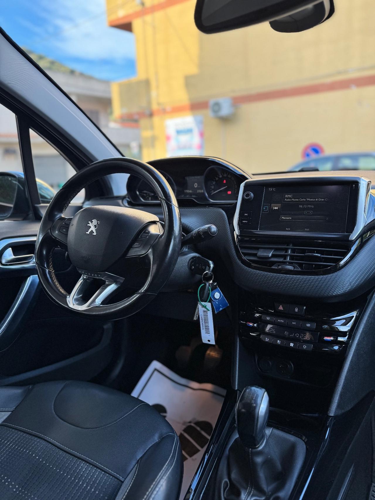 Peugeot 2008 BlueHDi 100 Allure