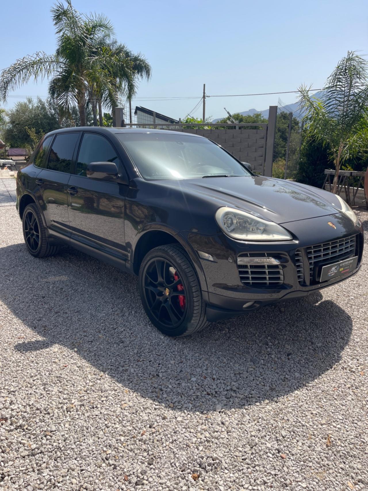 Porsche Cayenne 4.8 Turbo S