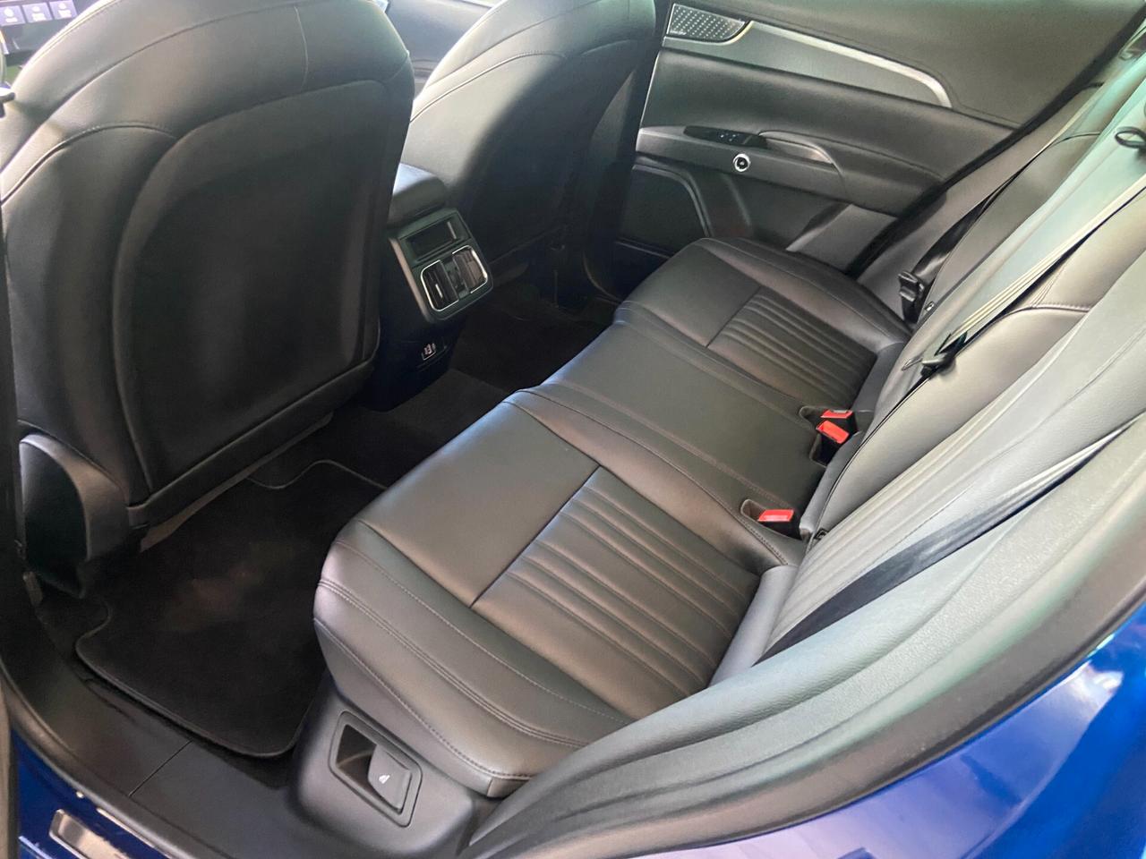Maserati Grecale MHEV 300 CV AWD GT