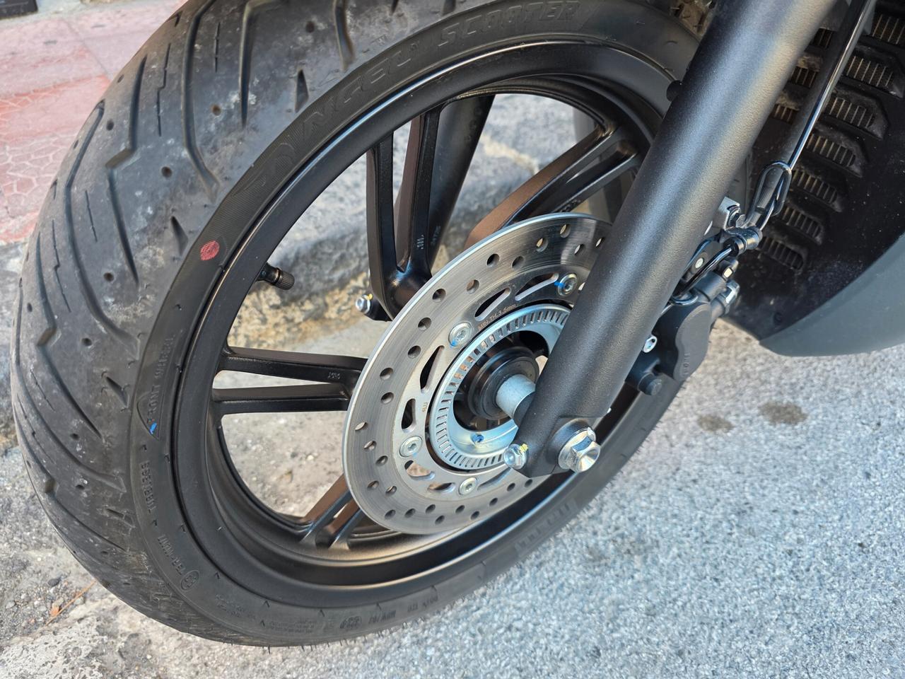 Honda SH 350 SPORT