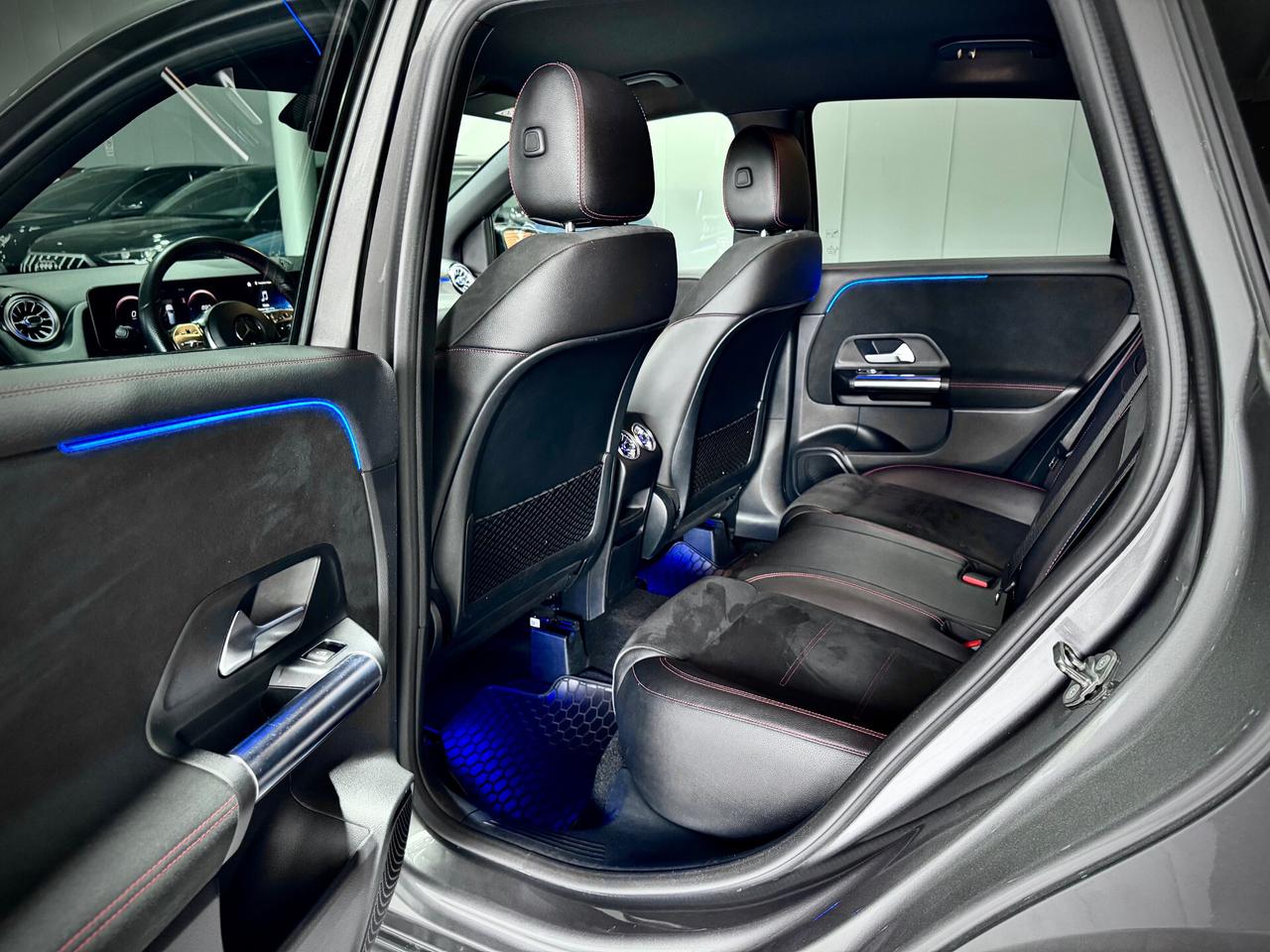 Mercedes-Benz B 180 116CV Premium AMG