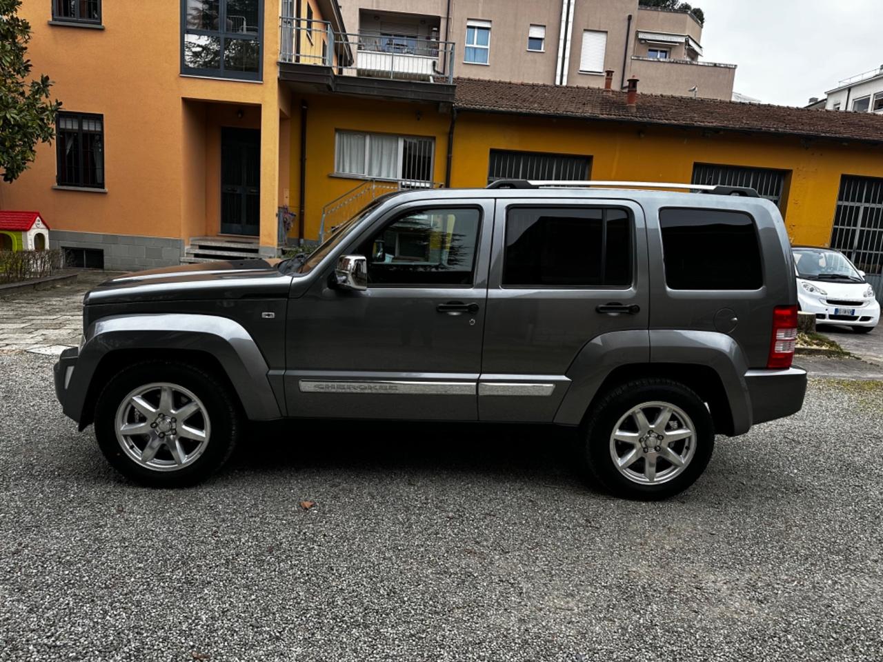 Jeep Cherokee 2.8 CRD DPF Limited Auto