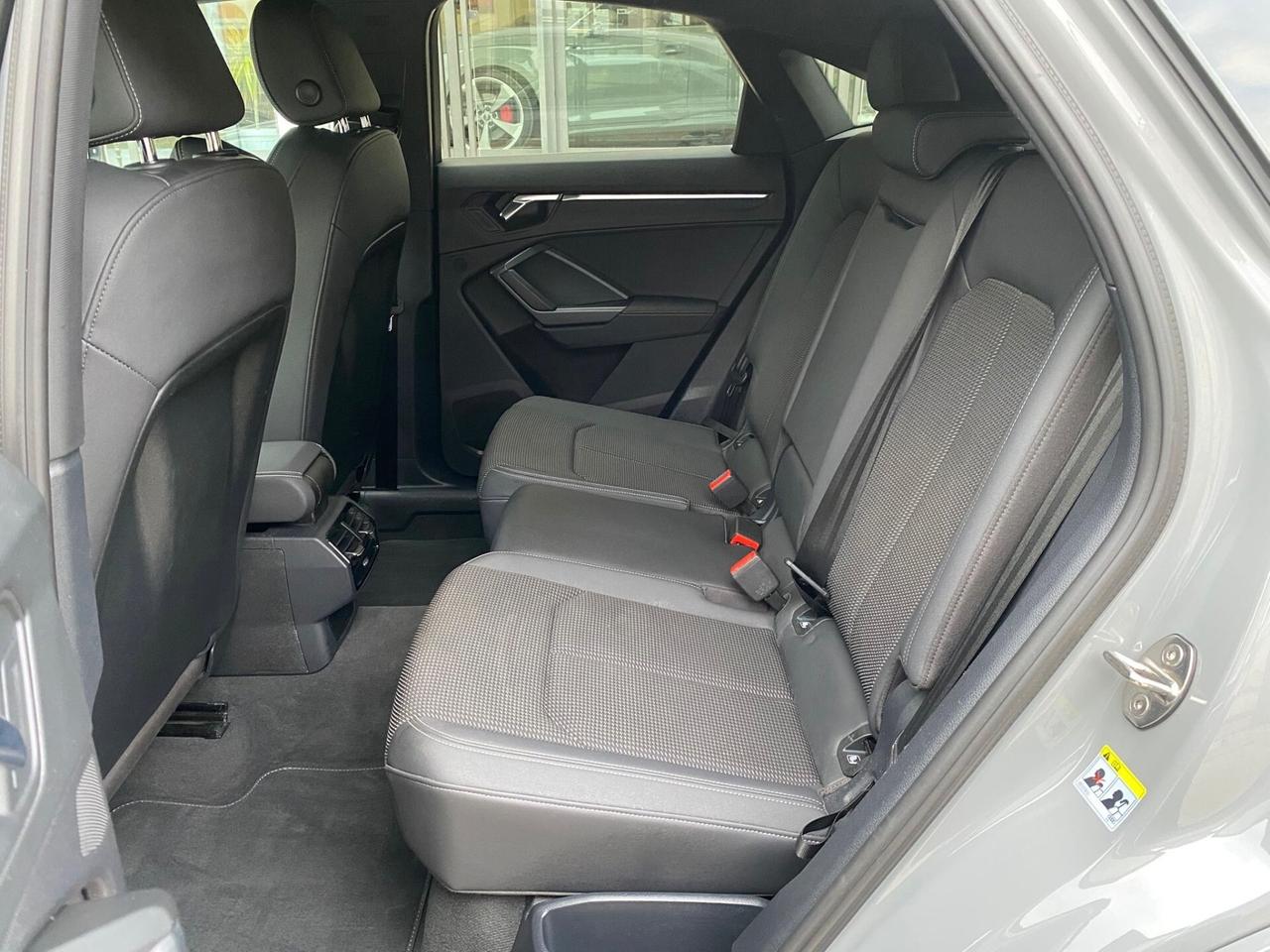 AUDI Q3 SPORTBACK 40 TDI S line 2021