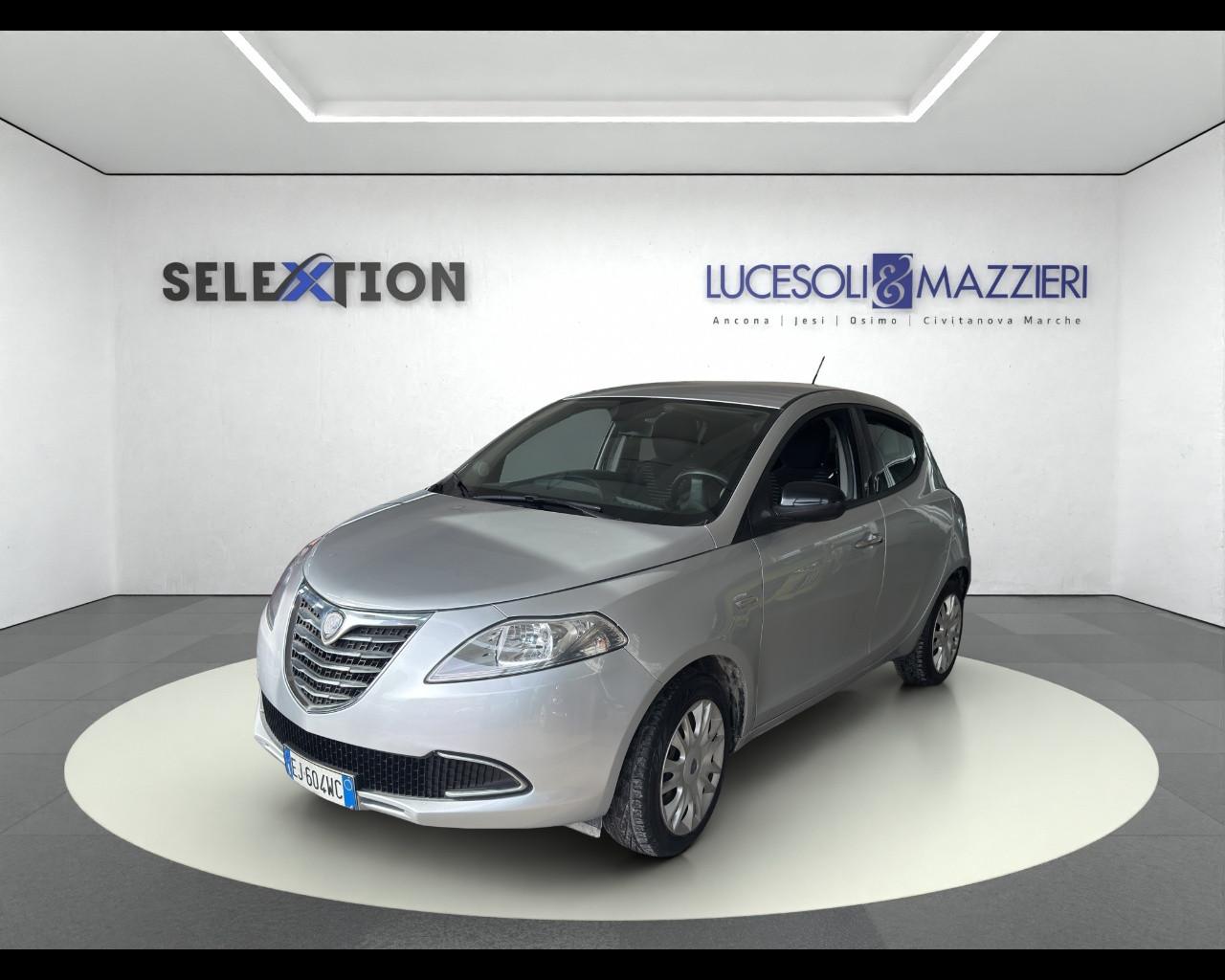 LANCIA Ypsilon 3ª serie - Ypsilon 1.2 69 CV 5 porte S&S Silver