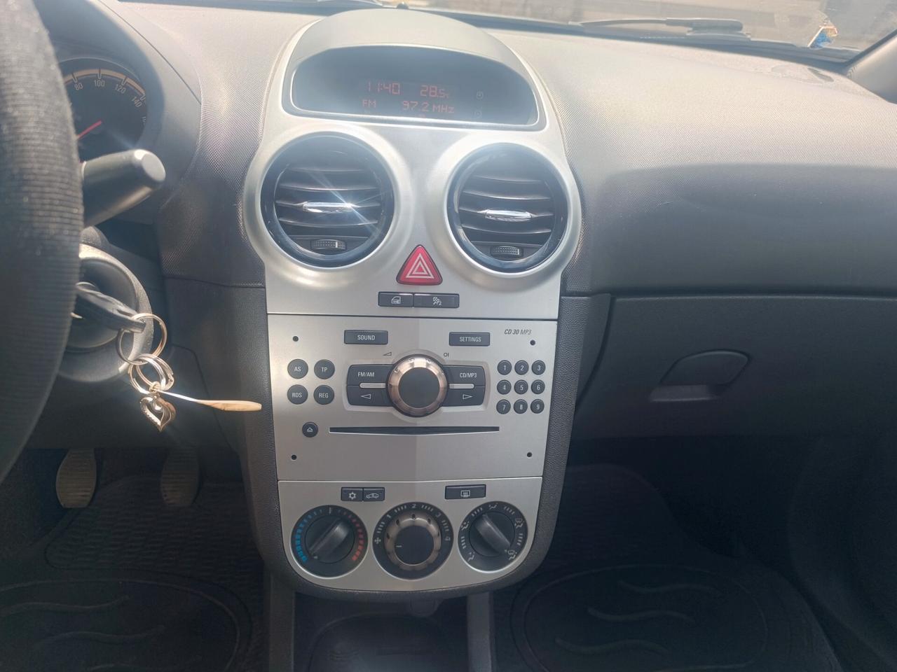 Opel Corsa 1.2 3 porte del 09 SOLO 119.000 KM