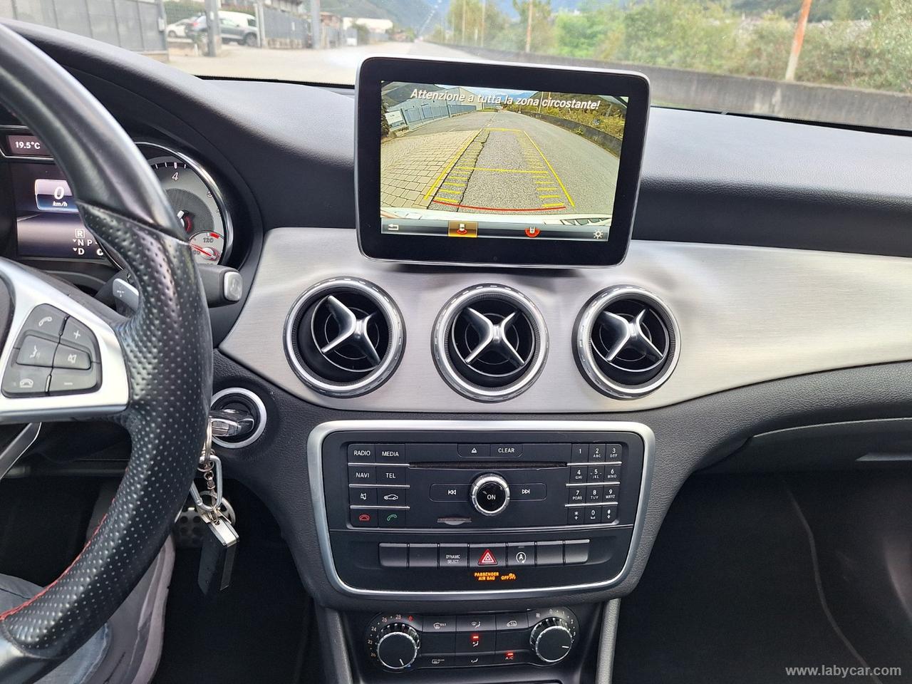MERCEDES-BENZ GLA 200 d Automatic Premium TETTO SEDILI