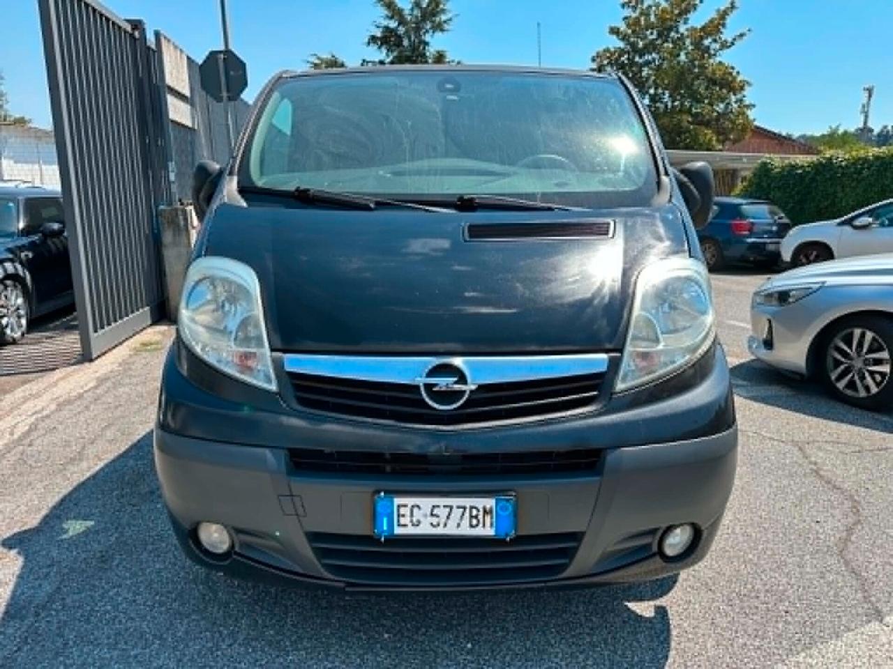 Opel Vivaro 27 2.0 CDTI 120CV PC-TN Combi 9 posti