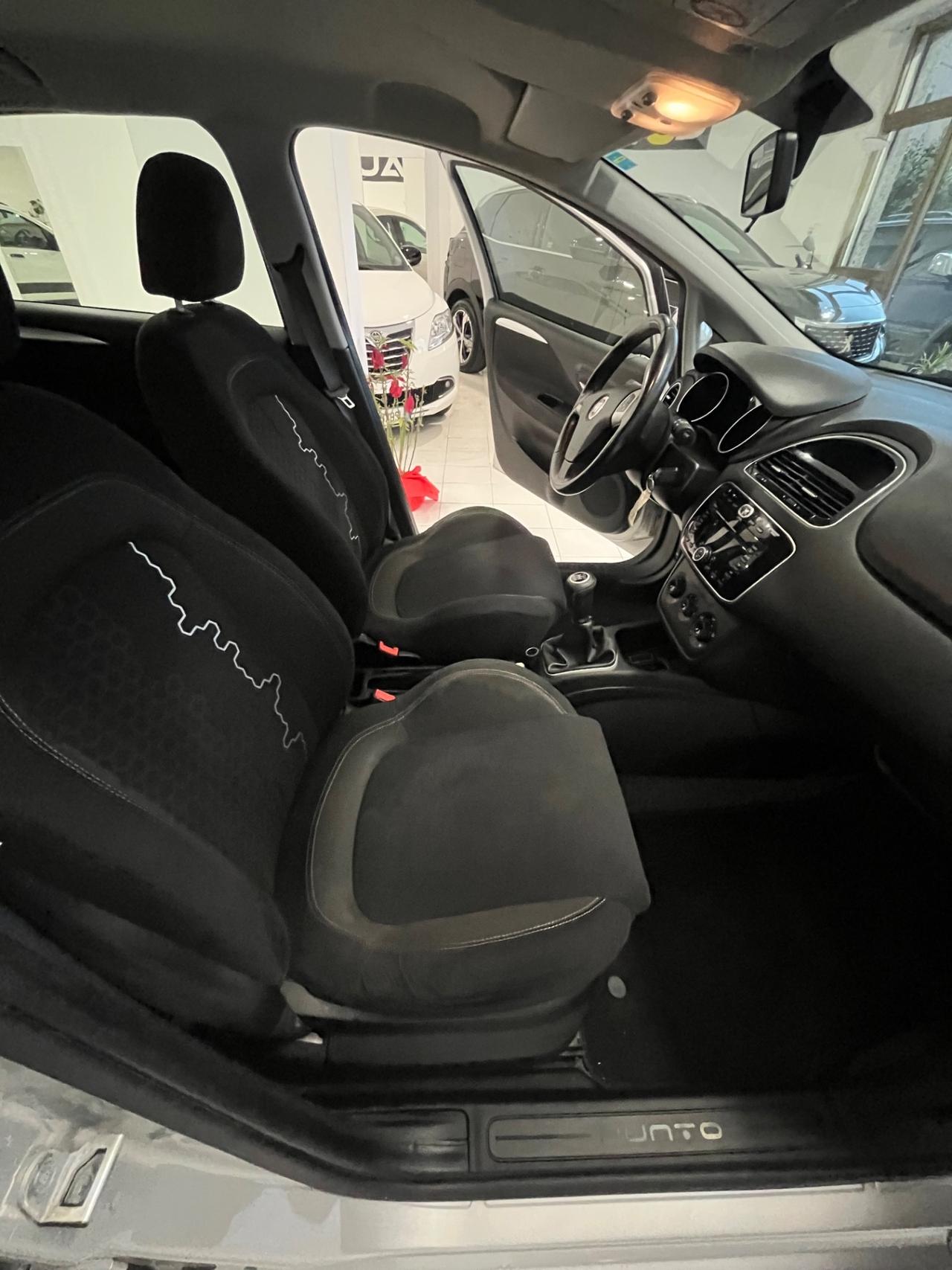 Fiat Punto 1.3 MJT II 75 CV 5 porte Street