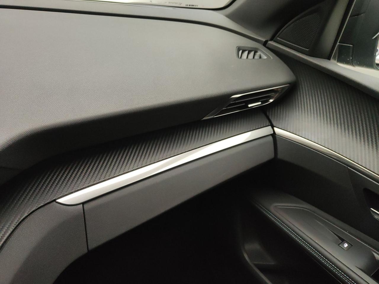 PEUGEOT 3008 II 2021 1.2 HYBRID 136CV ALLURE PACK E-DCS (CAMBIO AUTOMATICO)