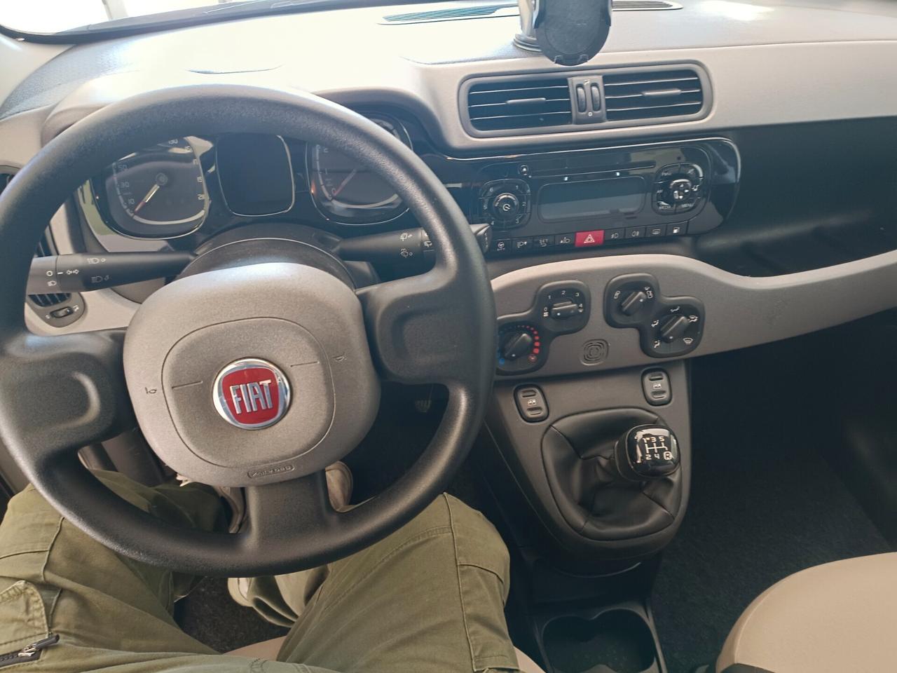 Fiat Panda versione lounge natural power