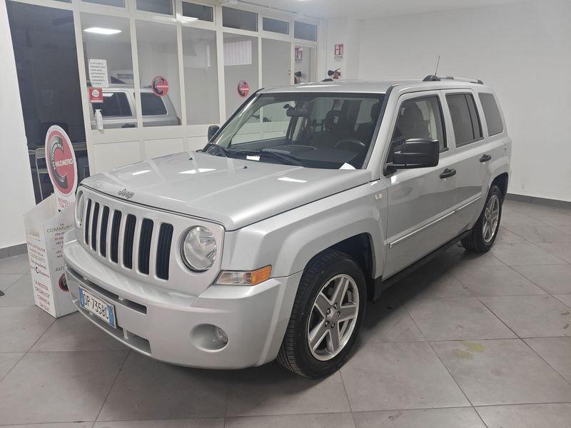 Jeep Patriot 2.0 td Limited 4wd dpf LEGGI
