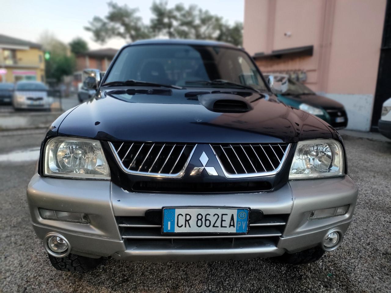 Mitsubishi L200 2.5 TD 4WD Double Cab AUT+GANCIO