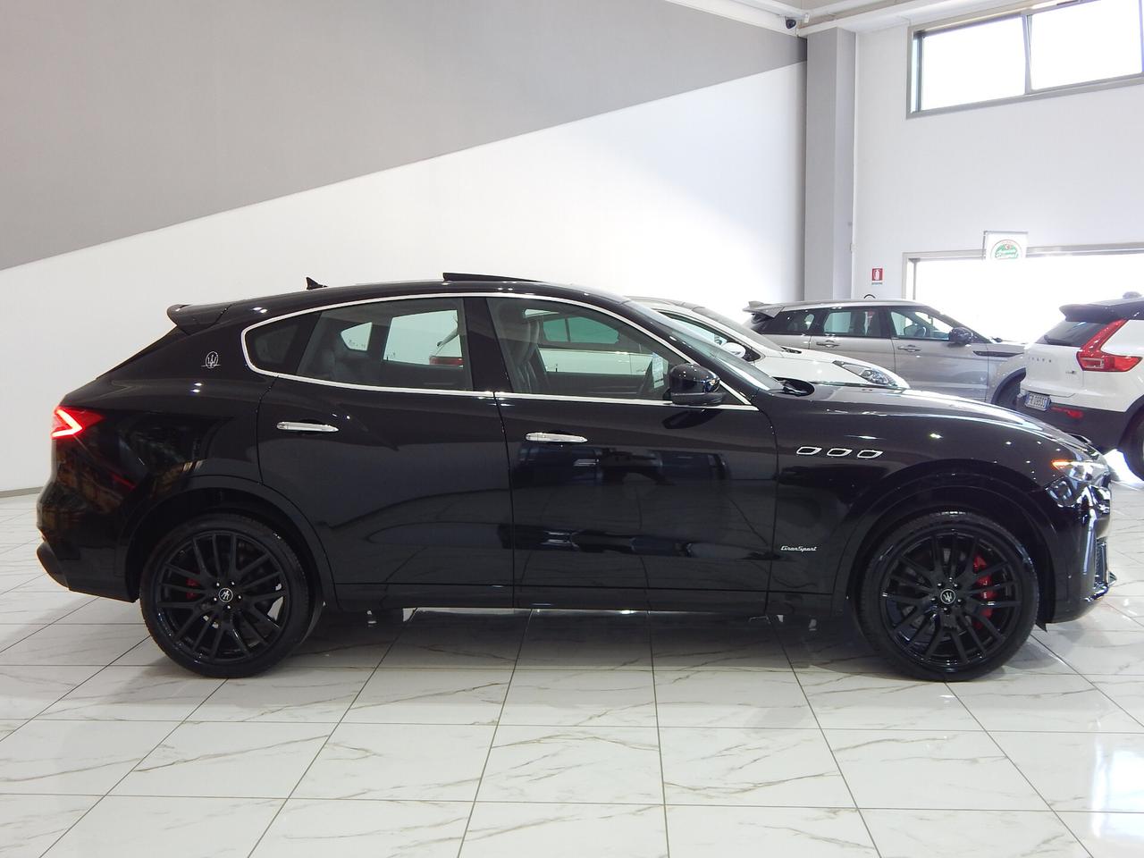 Maserati Levante 3.0d V6 Gransport 250cv Aut. TETTO-NAVI-PELLE-PARK