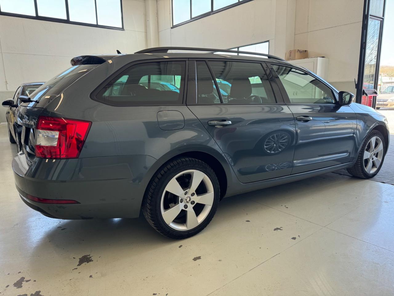 Skoda Octavia 1.6 TDI DSG