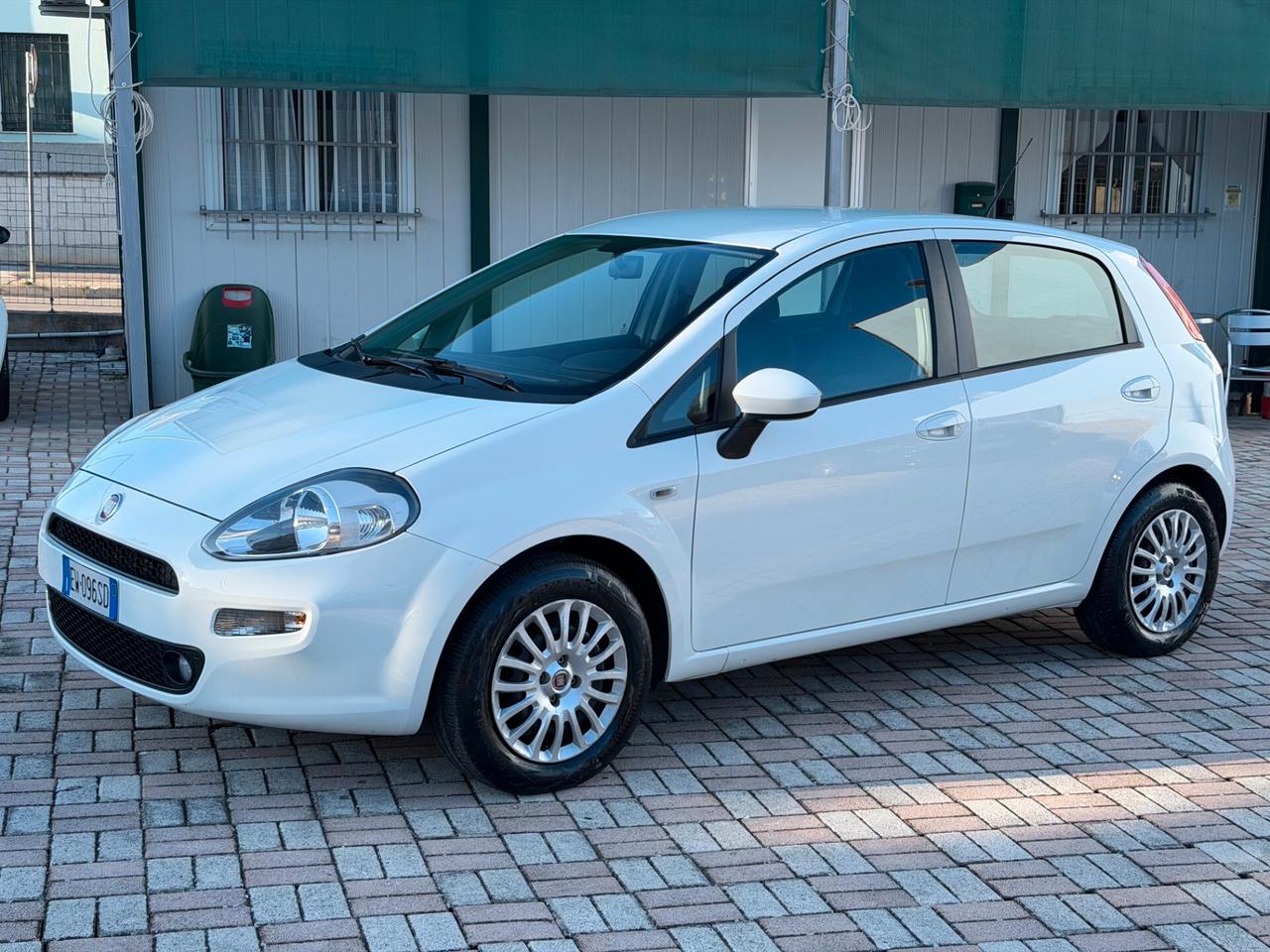 Fiat Punto 1.3 MJT II 75 CV 5 porte Street