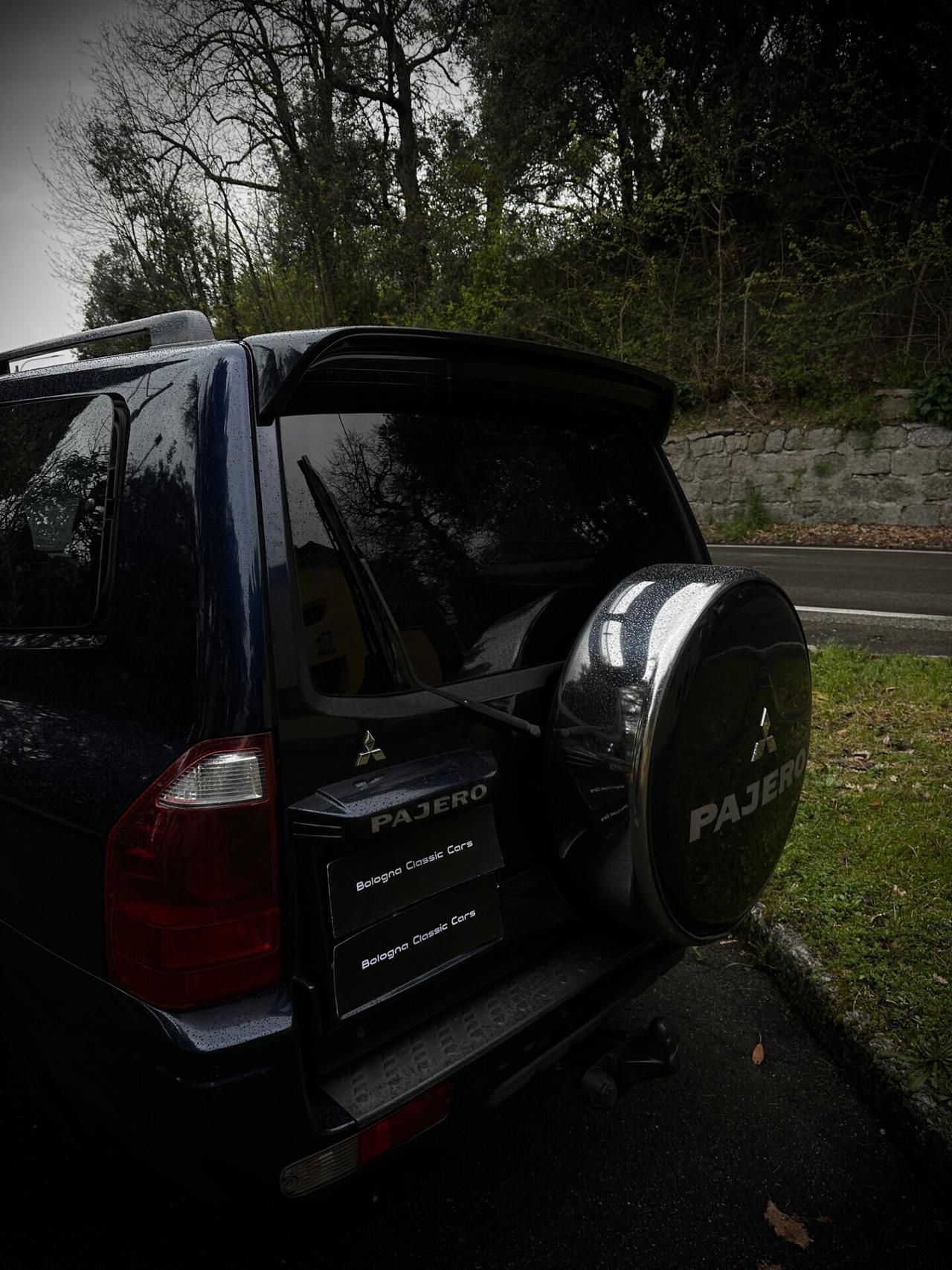 Mitsubishi Pajero 3.5i GDI V6 24V GLS 7 POSTI cat 5p.