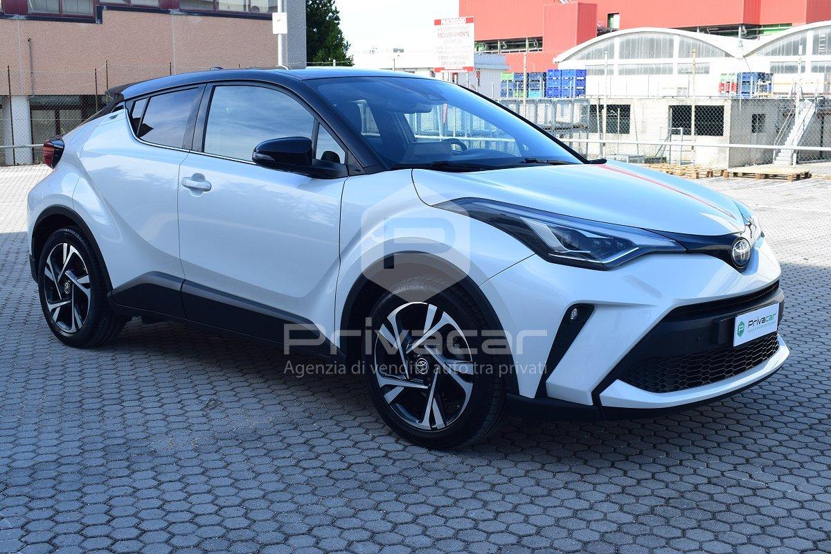 TOYOTA C-HR 2.0 Hybrid E-CVT Trend