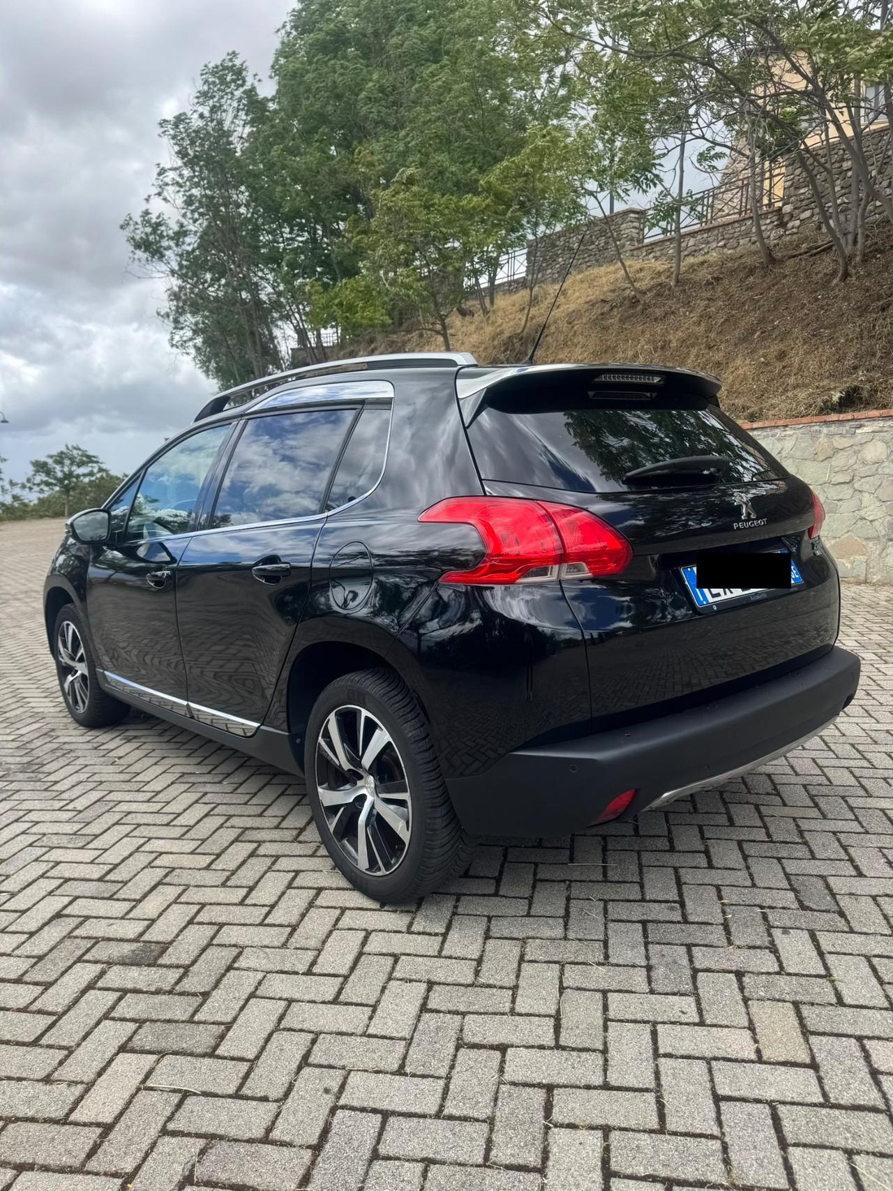 Peugeot 2008 1.6 e-HDi 115Cv *ALLURE* TETTO 2014
