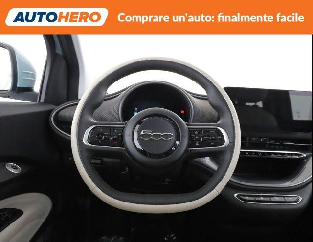 FIAT 500e Berlina 42 kWh La Prima
