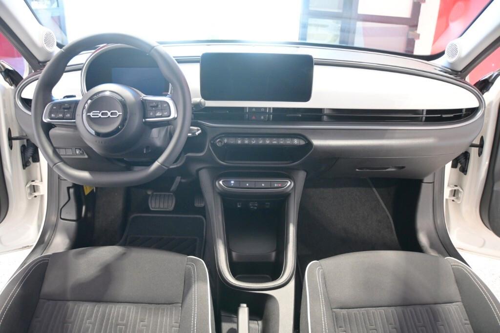 FIAT 600 1.2 HYBRID 145CV DCT MHEV POP ( FARI LED - COCKPIT - CRUISE - MIRROR - SENSORI POST. )