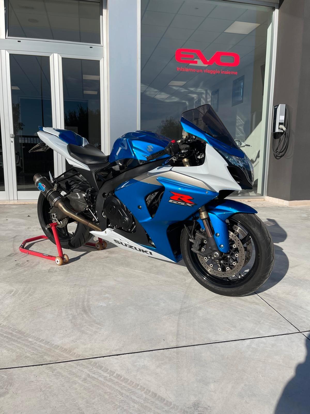 suzuki gsx r 100 km 600