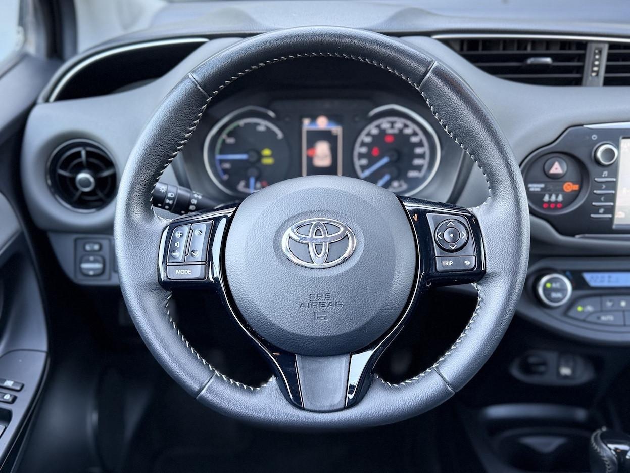 Toyota Yaris 1.5 Hybrid 73CV E6 Neo. Automatica - 2017