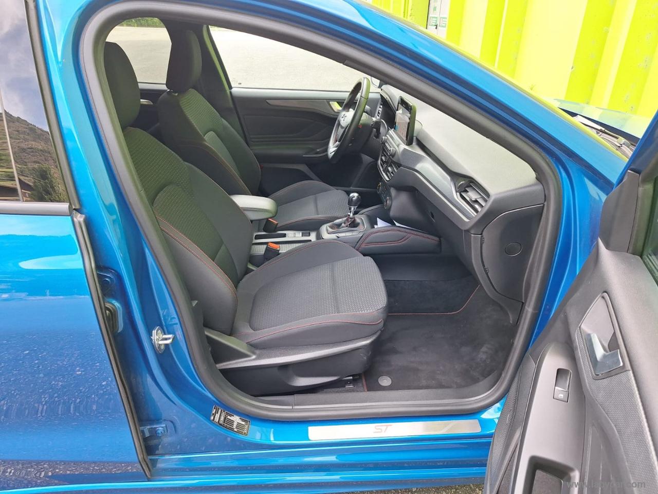 FORD Focus 1.5 EcoBoost 150CV 5p. ST Line