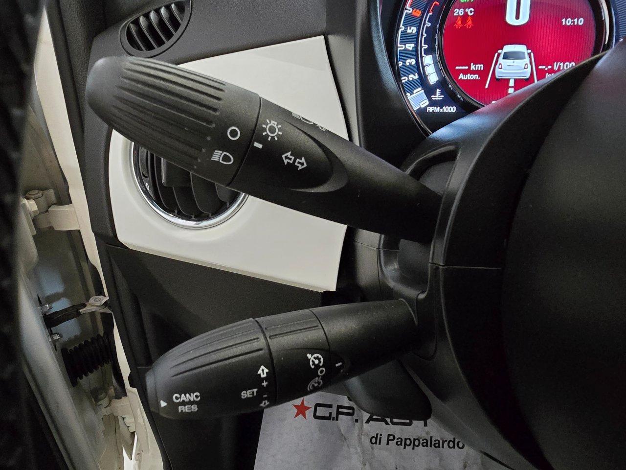Fiat 500 1.0 hybrid Connect 70cv